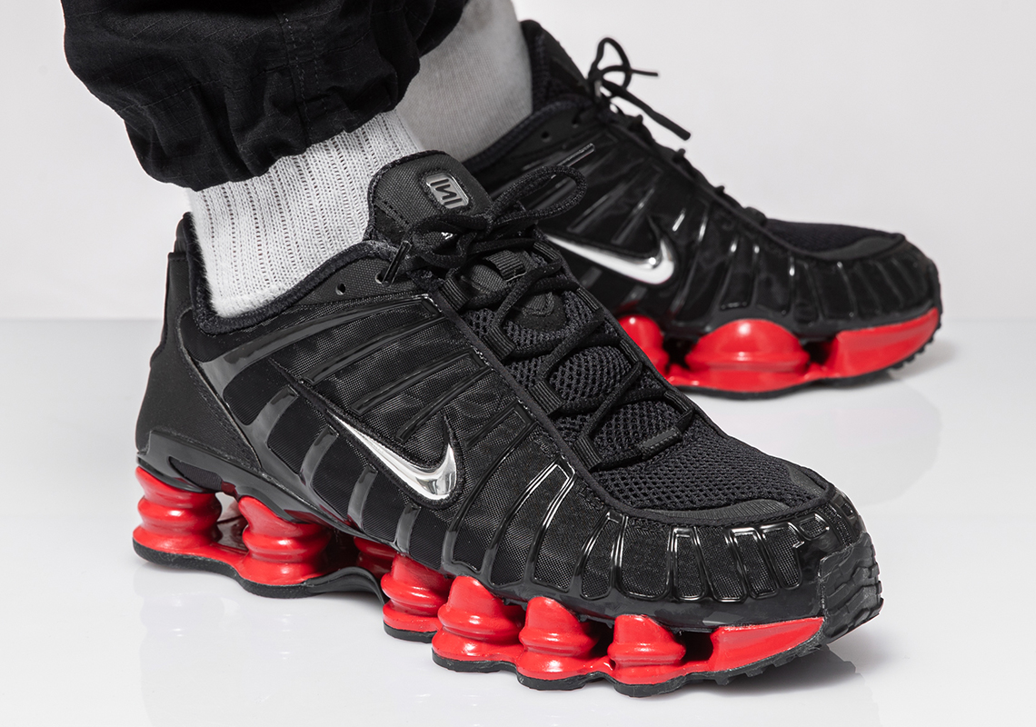 nike shox tl black red