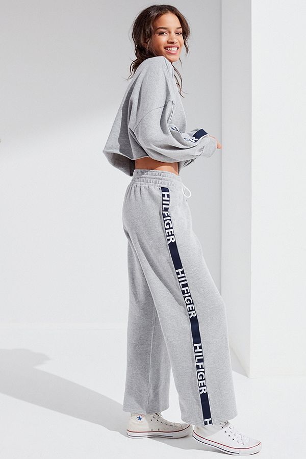 tommy jeans urban outfitters