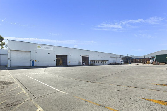 AUS Warehouse
