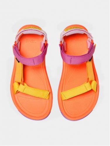 color block tevas