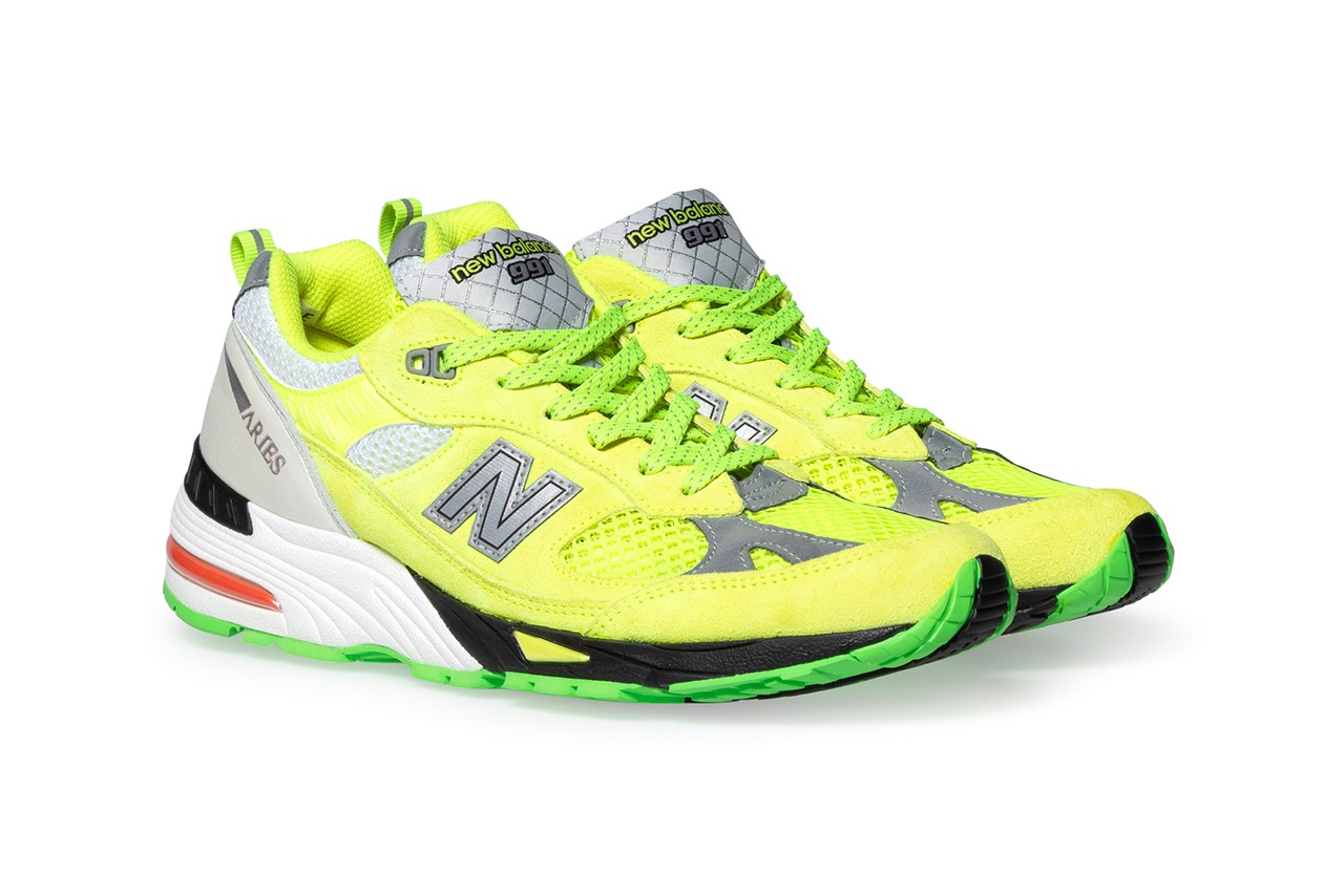 Le Aries x New Balance 327 saltano a bordo di un razzo â Outpump