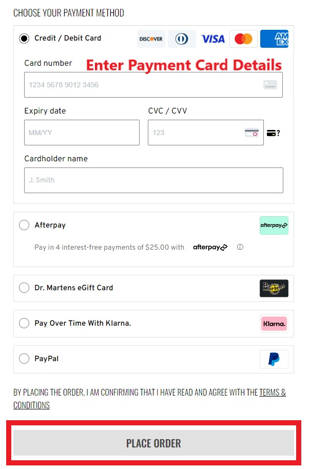 Dr Martens US Shopping Tutorial 8: choose payment method of either credit card or paypal.