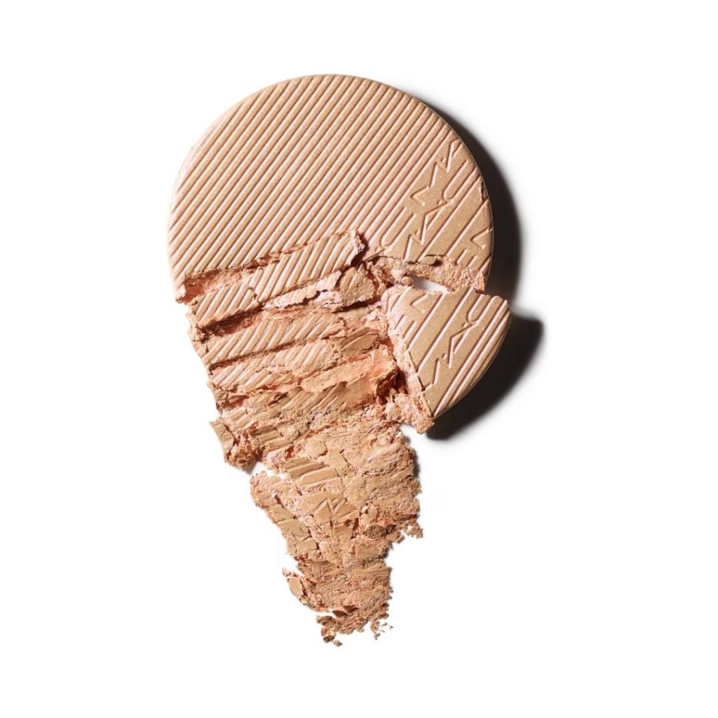 Popular MAC Products: Extra Dimension Skinfinish Highlighter