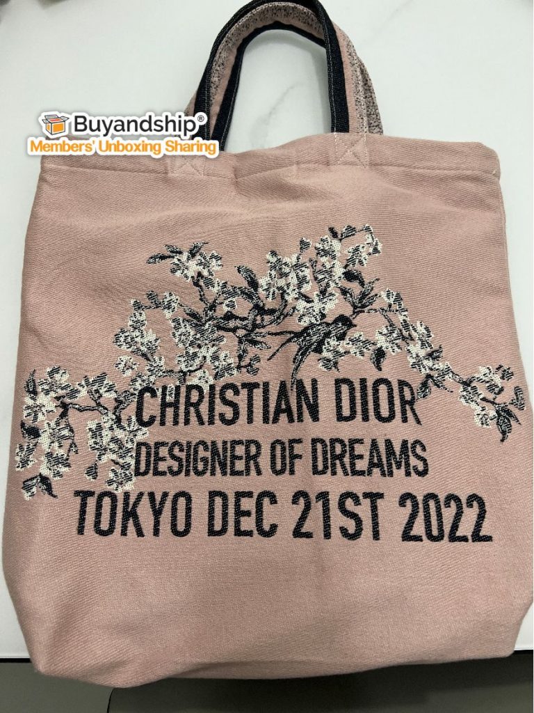 Buyandship Members' Unboxing Sharing of Dior Tote Bag!